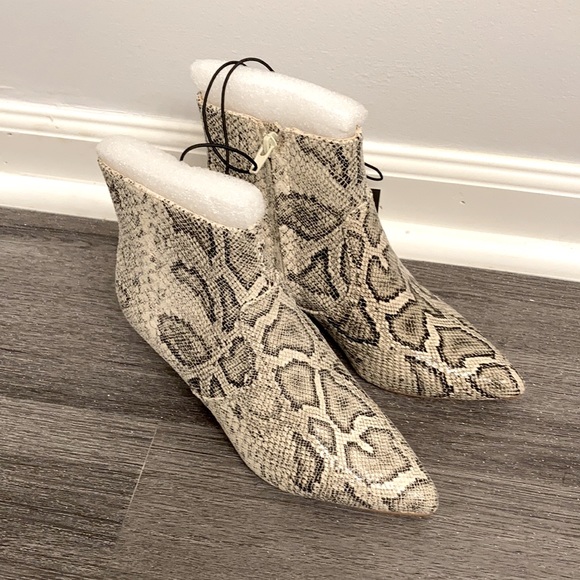 NWT!! Express snakeskin kitten heel booties! - Picture 2 of 6